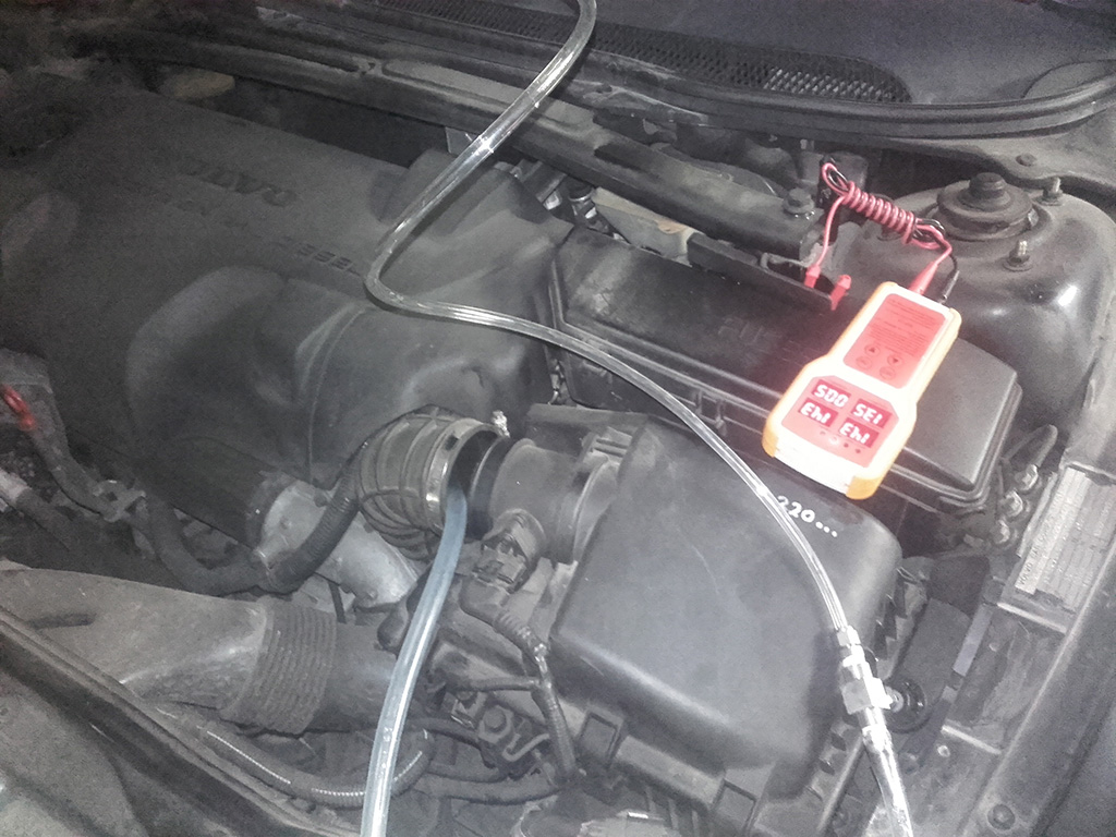 Volvo dzinēja tīrīšana